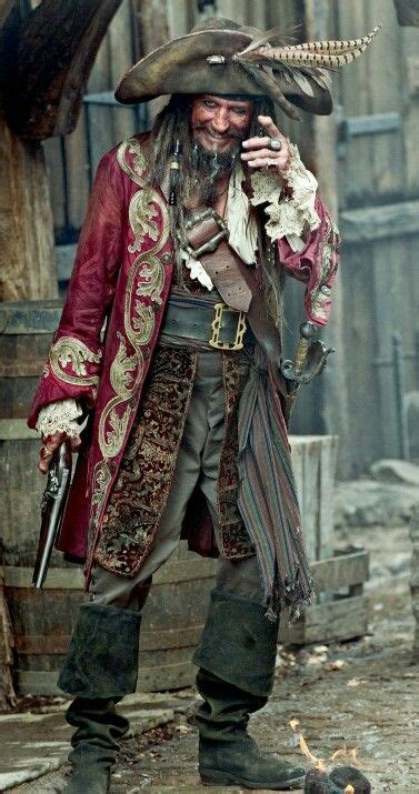 *CAPTAIN BARBOSSA (Geoffrey Rush) ~ PIRATES of the CARIBBEAN: | Pirate outfit, Keith richards ...