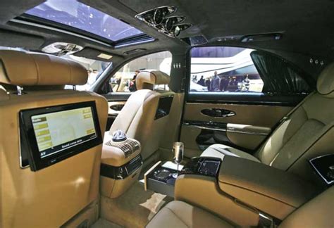 Aggregate more than 150 maybach zeppelin interior latest - tnbvietnam ...