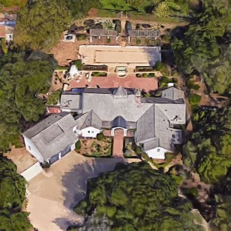 Meg Ryan's House in Montecito, CA (#3) - Virtual Globetrotting