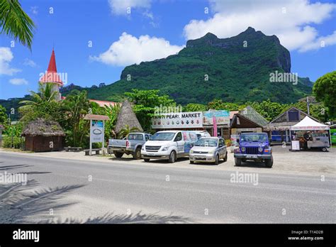 VAITAPE, BORA BORA -4 DEC 2018- Street view of Vaitape, the main town ...