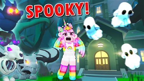 Halloween Has *TAKEN OVER* Adopt Me !! (Roblox) - YouTube