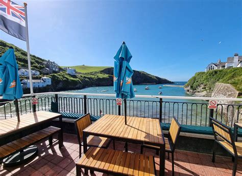 9 of the Best Places to Eat Out in Port Isaac | Restaurants, Cafes ...