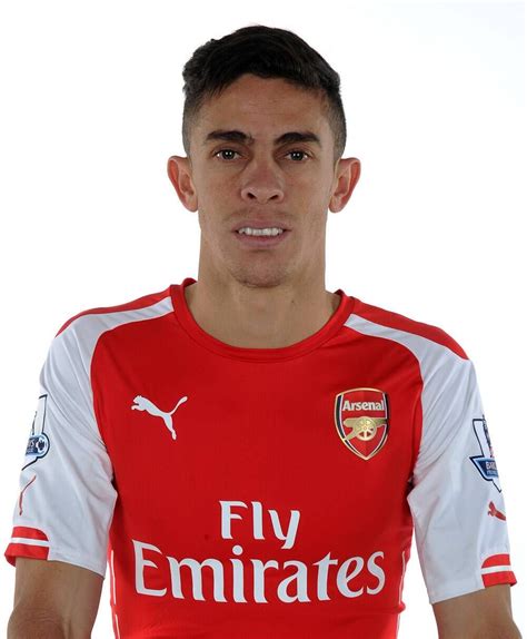 Pictures: Gabriel in Arsenal colours | News | Arsenal.com