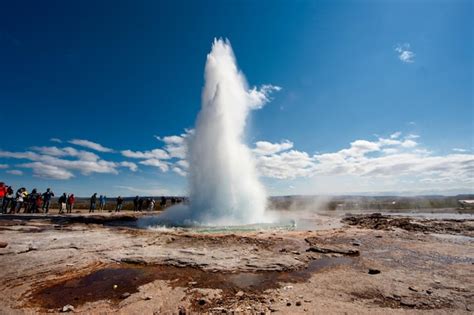 Premium Photo | Geyser in iceland while blowing water