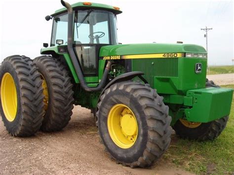 John Deere 4960 Farm Tractor Specs and Dimensions - VeriTread