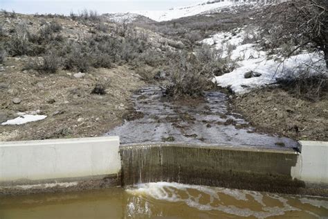 Family warns others after snowmelt floods Heber home