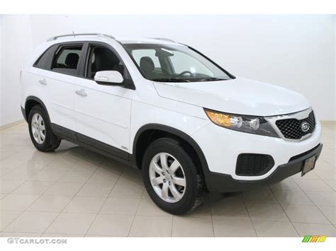 2013 Snow White Pearl Kia Sorento LX V6 AWD #110988482 Photo #13 | GTCarLot.com - Car Color ...