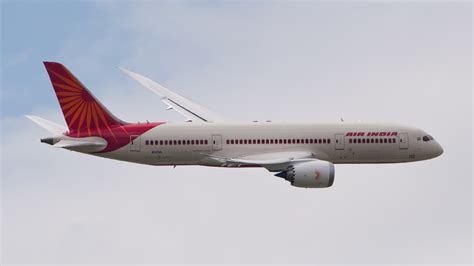 File:Air India Boeing 787 Dreamliner N1008S PAS 2013 02.jpg - Wikimedia Commons