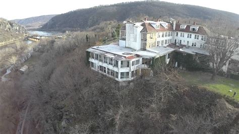 Abandoned hill top hotel harpers ferry wv | Harpers ferry, Old ...