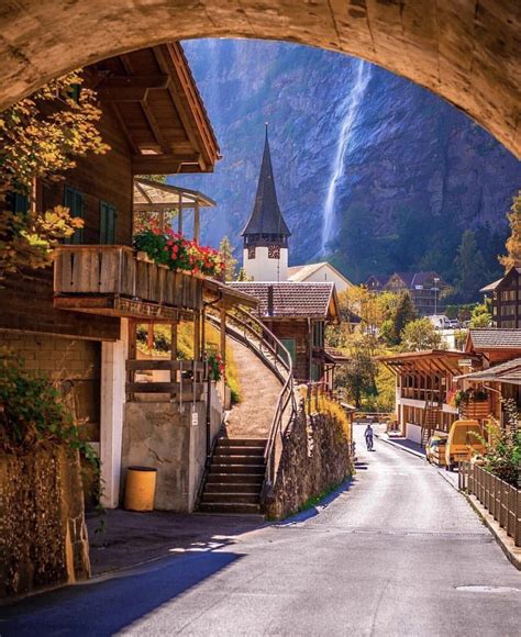 Lauterbrunnen, Switzerland : BeAmazed Places In Switzerland ...