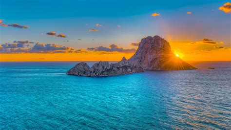 Es Vedra, #ibiza #sunset #islasbaleares | Ibiza, Scenery, Landscape scenery