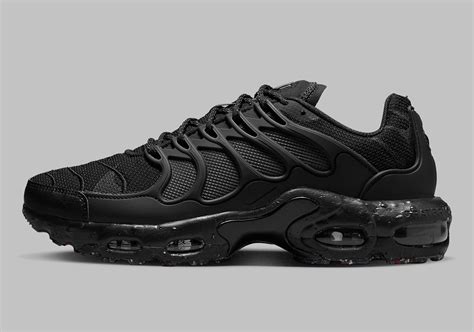 Nike Air Max Terrascape Plus Gets Murdered Out In “Black” | LaptrinhX ...