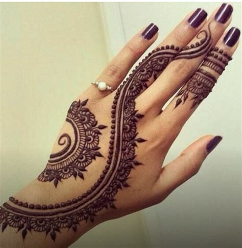 DIY Mehndi Design (Henna Pattern) Tutorial