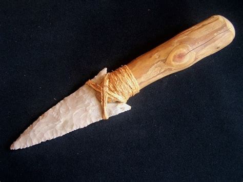 Stone Age Knife Replication Flint Knapping Art/ Custom Knife