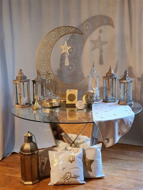 Pin by Baarby on سفرة رمضان | Ramadan table decor, Ramadan table setting, Ramadan kareem deco ...