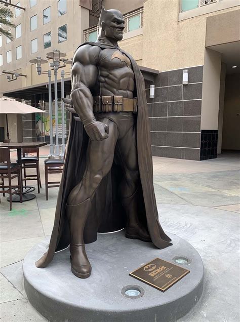 Batman Bronze STATUE Burbank City - ZBrushCentral