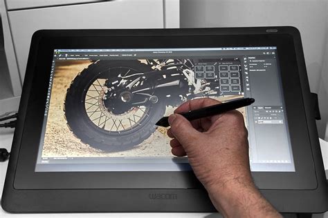 Wacom Cintiq 16 Review | Affordable Graphic Tablet