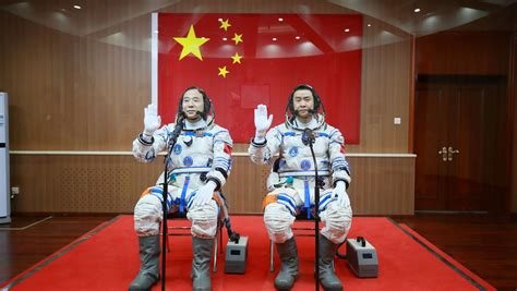 China is recruiting a new wave of astronauts from its civilians