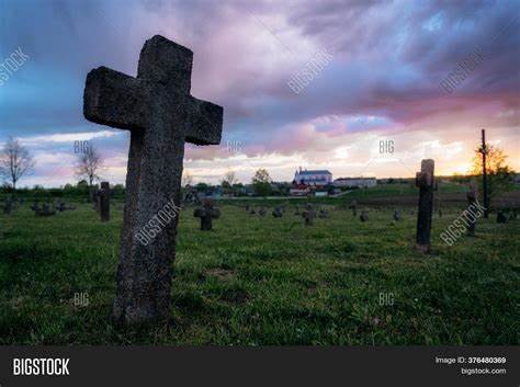 Old Tombstone Old Image & Photo (Free Trial) | Bigstock