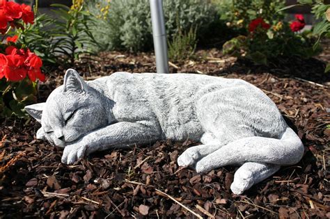 Sleeping cat figure lying cat sculpture cat memorial statue | Etsy