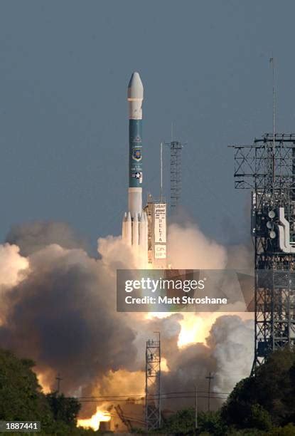 Cape Canaveral Launch Complex 31 Photos and Premium High Res Pictures ...