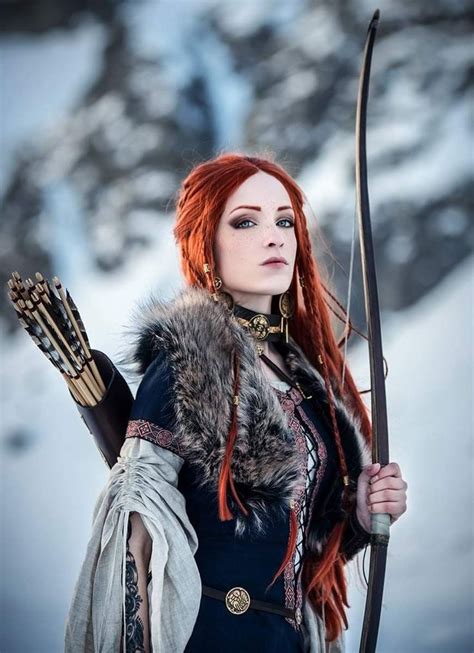 Cosplay: Archeress - archer - hunter; dangerous and mostly ...