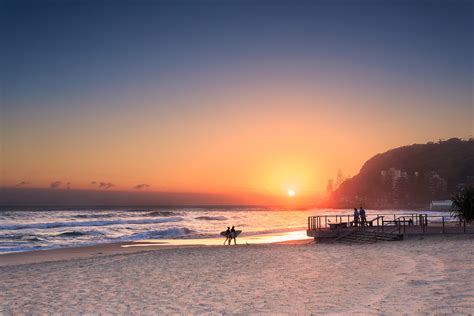 The Gold Coast's best beaches for surfing and for chilling | Jetstar