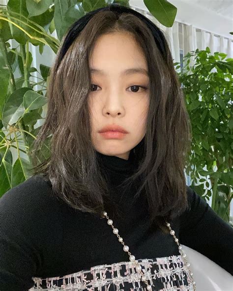 8 Times BLACKPINK's Jennie Wore Light Versus Heavy Makeup On Instagram—And Killed It - Koreaboo