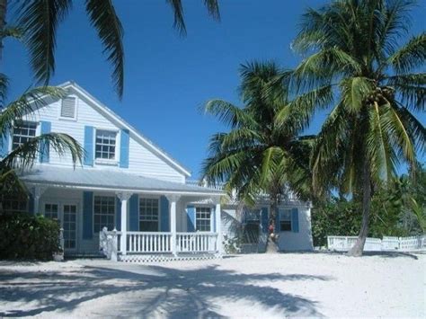 This 4 bed/4 bath beachfront on over 1 acre with a private beach, heated pool & d… | Florida ...