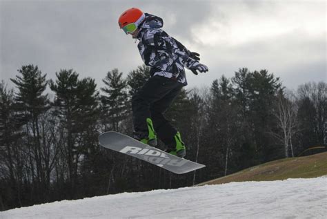 Affordable Family Skiing at Living Memorial Park | Brattleboro VT