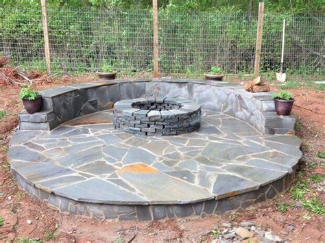 How to Build a Fire Pit with Circular Wrap-Around Veneer Patio