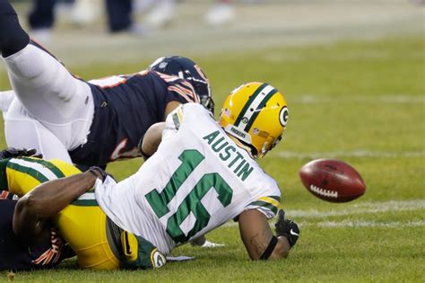 Green Bay Packers 4 Downs: Tavon Austin's fumbling could prove costly