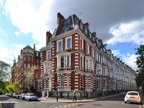 Architecture of London Streets - PANORAMASTREETLINE