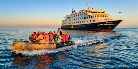 Galapagos Cruise - Galapagos Cruise - Lindblad Expeditions & National Geographic