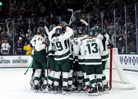 FINAL: MSU hockey grinds for exhilarating 2-1 win over No. 6 Michigan ...