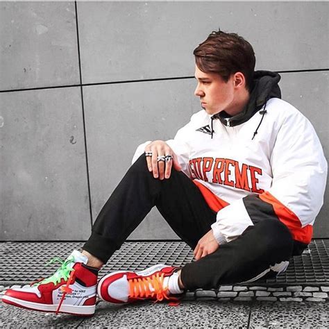 WEBSTA @bestofstreetwear Outfit by @mooe_so Top - Supreme Pants - Dsrcv Shoes - Air Jordan ...