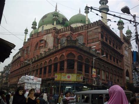 Biggest mosque in Kolkata - Review of Nakhoda Mosque, Kolkata (Calcutta ...