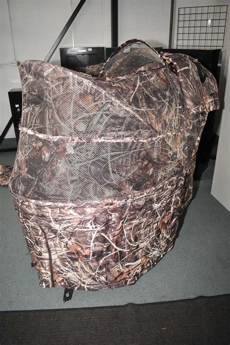 Lot of Two Portable Camo Toned Hunting Blinds by Ameristep [ orig cost over $ 200.00 each says consi