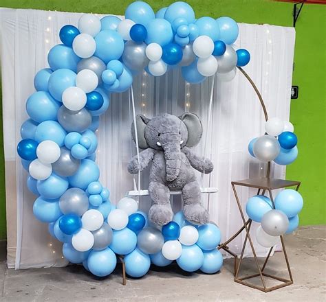 Aro con globos Decoracion con elefante 2nd Baby Showers, Baby Shower ...