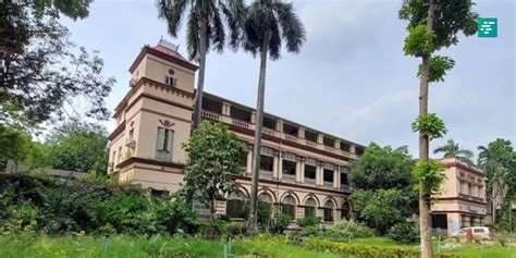 Jadavpur University 1st-year Student Dies After Falling From Balcony, Ragging Alleged