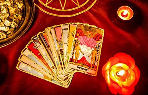 DAILY LOVE TAROT 【Free and Accurate Tarot Reading】