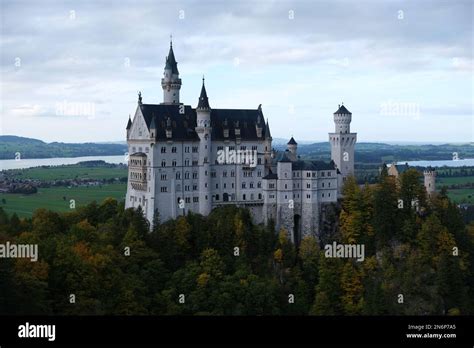 An aerial view of Neuschwanstein Castle against the cloudy sky Stock ...