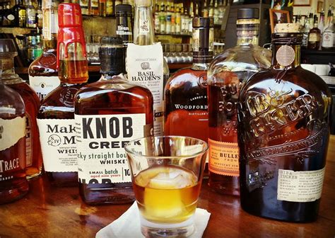 10 of the Best Bourbon Drinks and Cocktails with Recipes - Only Foods