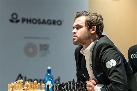 “GOAT”: Redditors react as Magnus Carlsen wins 2021 World Chess ...