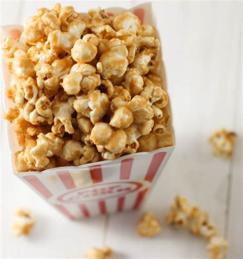 Homemade Caramel Corn - The Farmwife Cooks