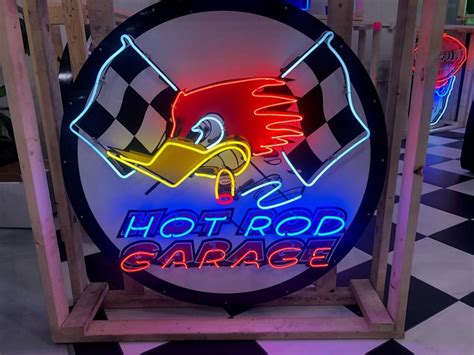 Hot Rod Garage Neon Sign | GAA Classic Cars