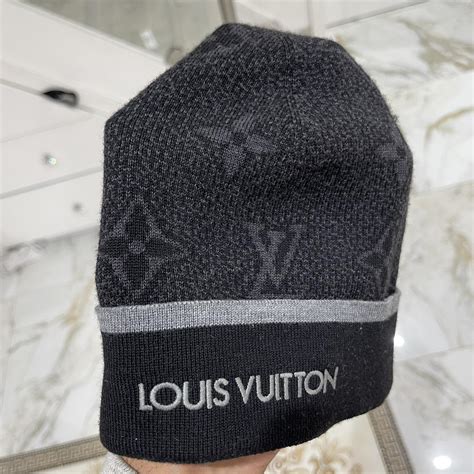 Louis Vuitton beanie Excellent condition 100%... - Depop