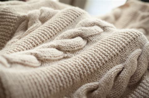 Cable Knit Throw – Thimbleanna