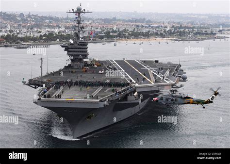 Nimitz-class aircraft carrier USS John C. Stennis (CVN 74 Stock Photo ...