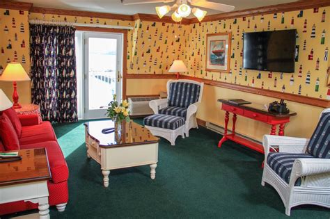 Suites Photo Gallery | Chippewa Hotel Waterfront